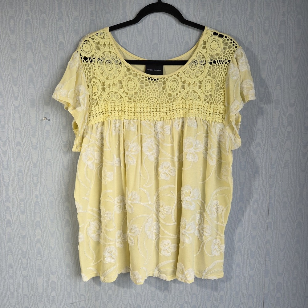 Liv Los Angeles Peasant Top 1X Crochet Embroidered Butter Yellow Cottage Boho